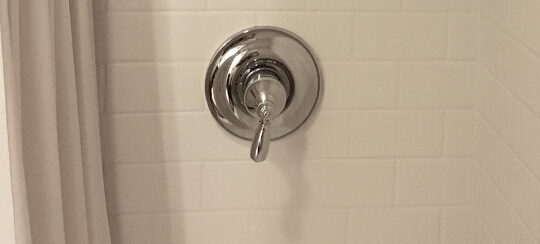 One-Handle Tub/Shower Faucet